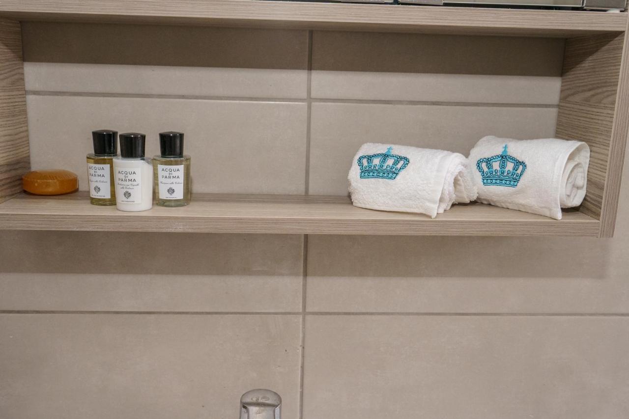 My Crown Suite, Hydra Port Zewnętrze zdjęcie