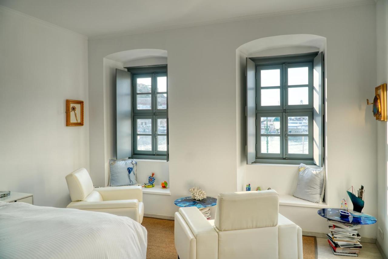 My Crown Suite, Hydra Port Zewnętrze zdjęcie